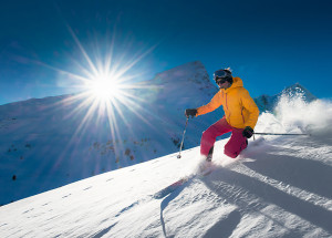 Pod lavinou zemřela známá americká extrémní lyžařka. Tragédie se stala v kosovském rezortu Brezovica