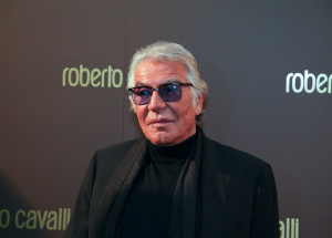 Zemřel slavný italský módní návrhář Roberto Cavalli. Spolupracoval s Beyoncé, Madonnou nebo Victorií Beckham