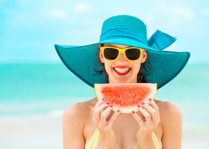 Rady tradiční čínské medicíny, jak zvládnout letní horka a zůstat v pohodě. Co vše vám pomůže?