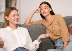 Nejhorší kamarádky podle horoskopu. Těmto znamením se rozhodně nesvěřuj