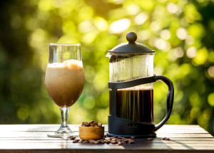 Domácí frappé z french pressu: Osvěžující recept připravíte rychle a jednoduše z pouhých dvou ingrediencí