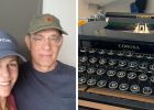 Tom Hanks má koronavirus. Po týdnu se fanouškům ohlásil z karantény