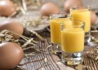 Recept na nevařený vaječný koňak: Díky snadné přípravě a skvělé chuti si ho zamilujete nejen o Vánocích