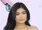 Kylie Jenner před plastikou byla jiným člověkem. Podívejte se, jak nejmladší Kardashianka vypadala dříve