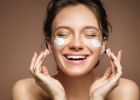 Jednoduché zvyky, díky kterým bude vaše pokožka krásnější
