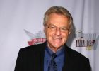 Zemřel moderátor a herec Jerry Springer. Bylo mu 79 let