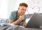 Než s vámi půjde na rande, nejdřív si vás vygoogluje. Dělá to už polovina singles z generace Z