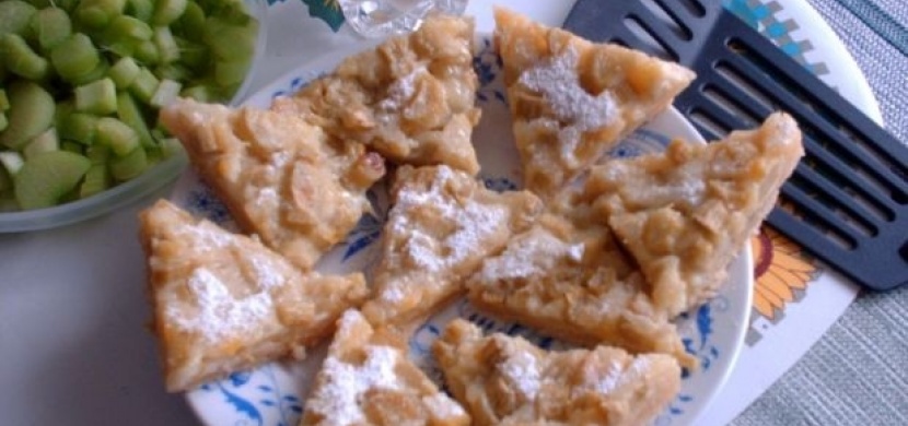 Soutěžní recept: Křehké rebarborové řezy