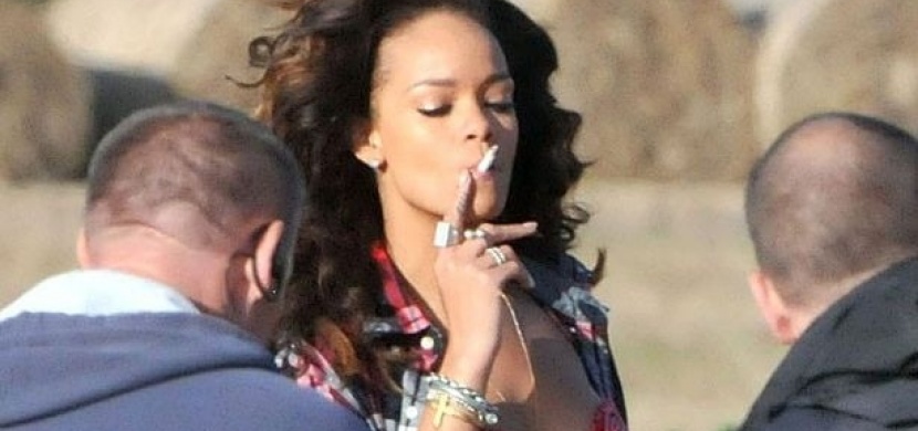 Obrázky kouření celebrit