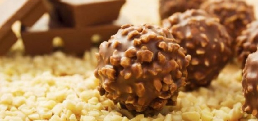 Vytvořte si domácí Ferrero Rocher. Jiné už chtít nebudete