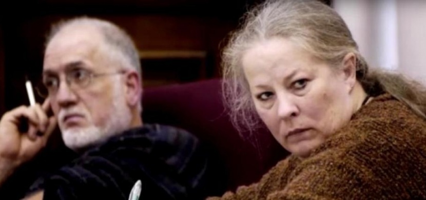 Manželský pár si adoptoval jedenáct dětí. Při návštěvě sociálního pracovníka vyšlo najevo něco hodně děsivého...
