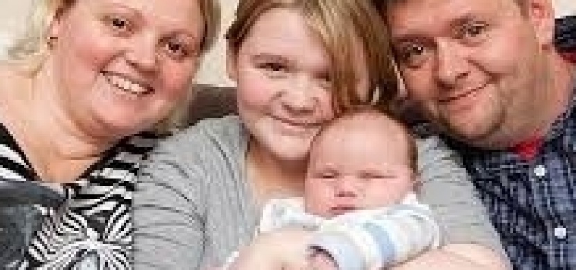 Pětice nejmladších rodičů na světě. V kolika letech měli své první dítě?
