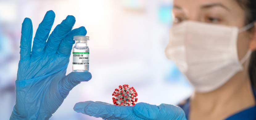 Vakcína proti koronaviru bude na trhu do Vánoc, tvrdí čínský farmaceutický gigant Sinopharm. Vyjde nás na 3 tisíce korun