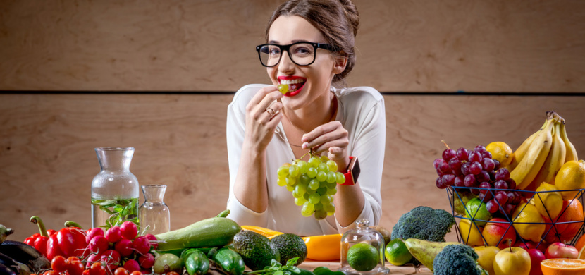 Kolik sníst denně ovoce a zeleniny: Vědci doporučují minimálně pět porcí, tedy 400 gramů