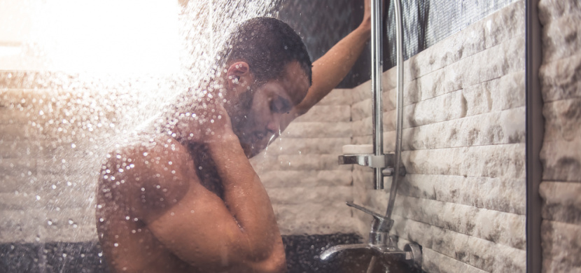 Co o vašem příteli prozradí způsob, jakým se sprchuje?