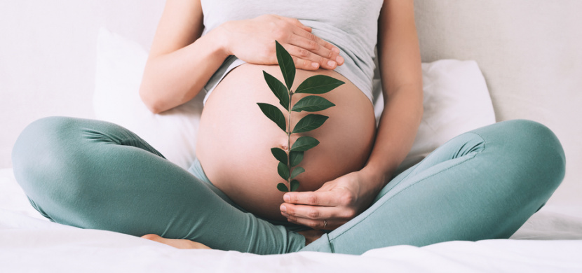 Podle tvaru těhotenského bříška poznáte pohlaví miminka. Jaké další pověry se tradují o těhotenském břichu?