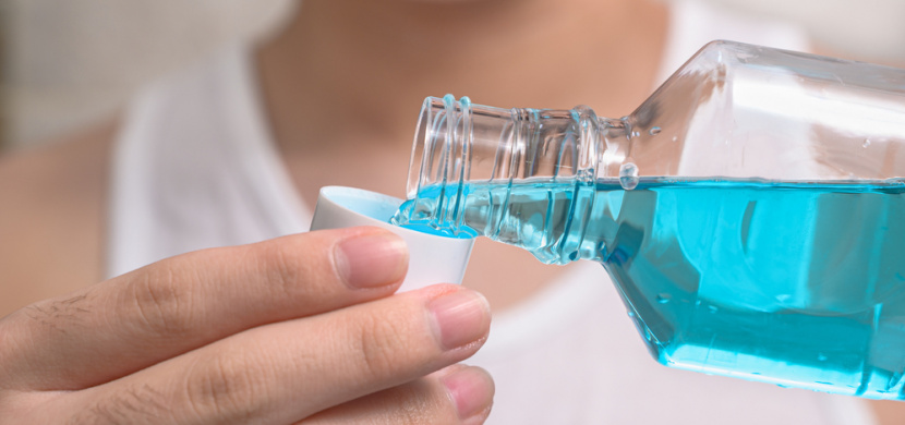6 využití ústní vody, o kterých jste neměli ani tušení