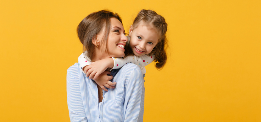 Vztahy v rodině: Proč je v životě dítěte tolik důležitá teta?