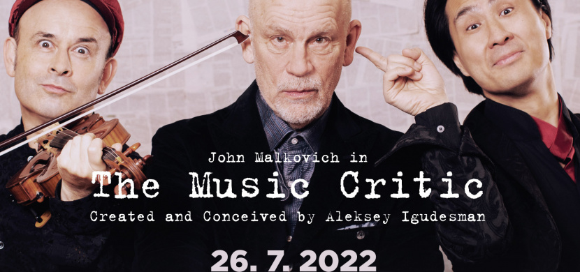 John Malkovich ve hře The Music Critic na zámku v Kroměříži
