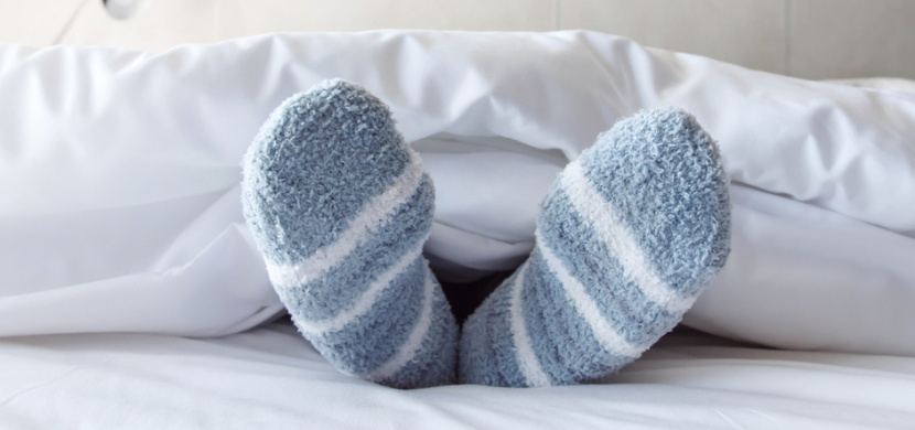 Proč spát v ponožkách? Spánkový expert má jasno