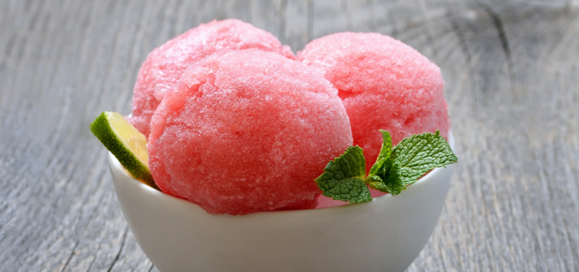 Melounová zmrzlina z 1 ingredience: Jednoduchý recept, po kterém nepřiberete