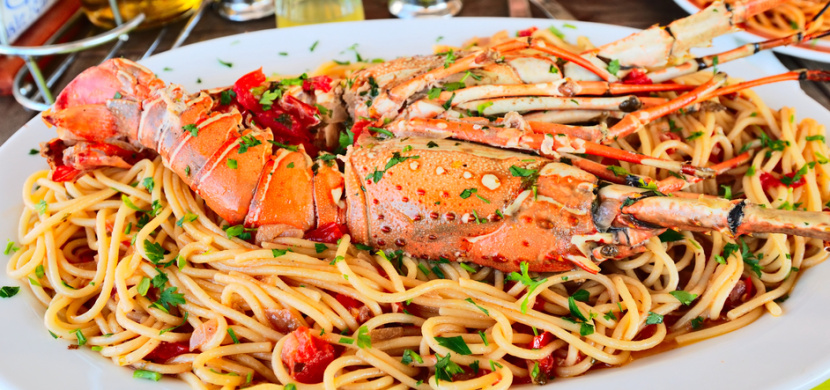 Restaurace naúčtovala za jeden talíř špaget s polovinou humra 12 tisíc korun. Americkým turistkám se na jihu Francie protočily panenky