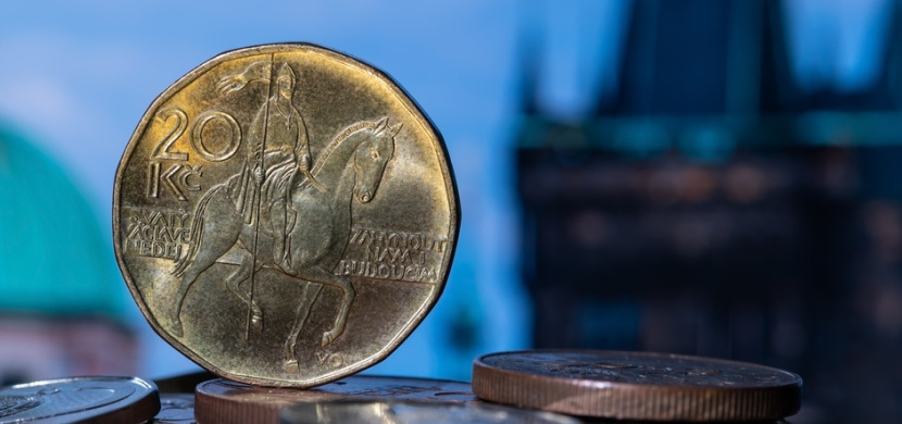 Falešné dvacetikoruny zaplavily Česko. Jak tyto padělané mince poznat?